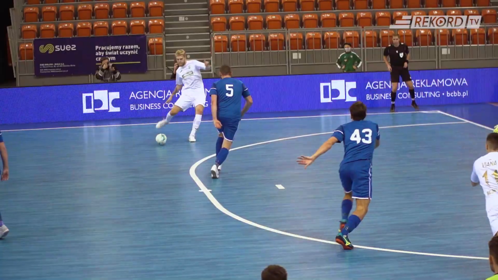 Korpelan Rekord jatkoon Mestareiden liigassa - Katso Akaa Futsalin ottelu Tšekissä täältä